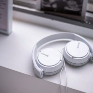 Auriculares sony mdrzx110apw/ con micrófono/ jack 3.5/ blancos